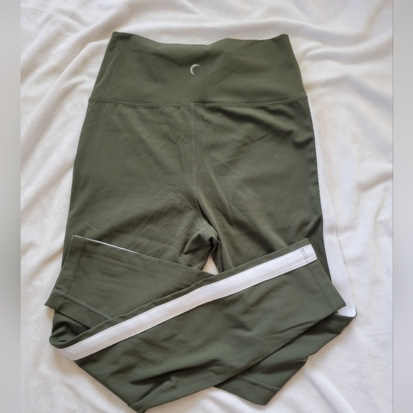 Zyia Active Army green w/ white side stripe high rise workout legging 4 - Picture 5 of 7